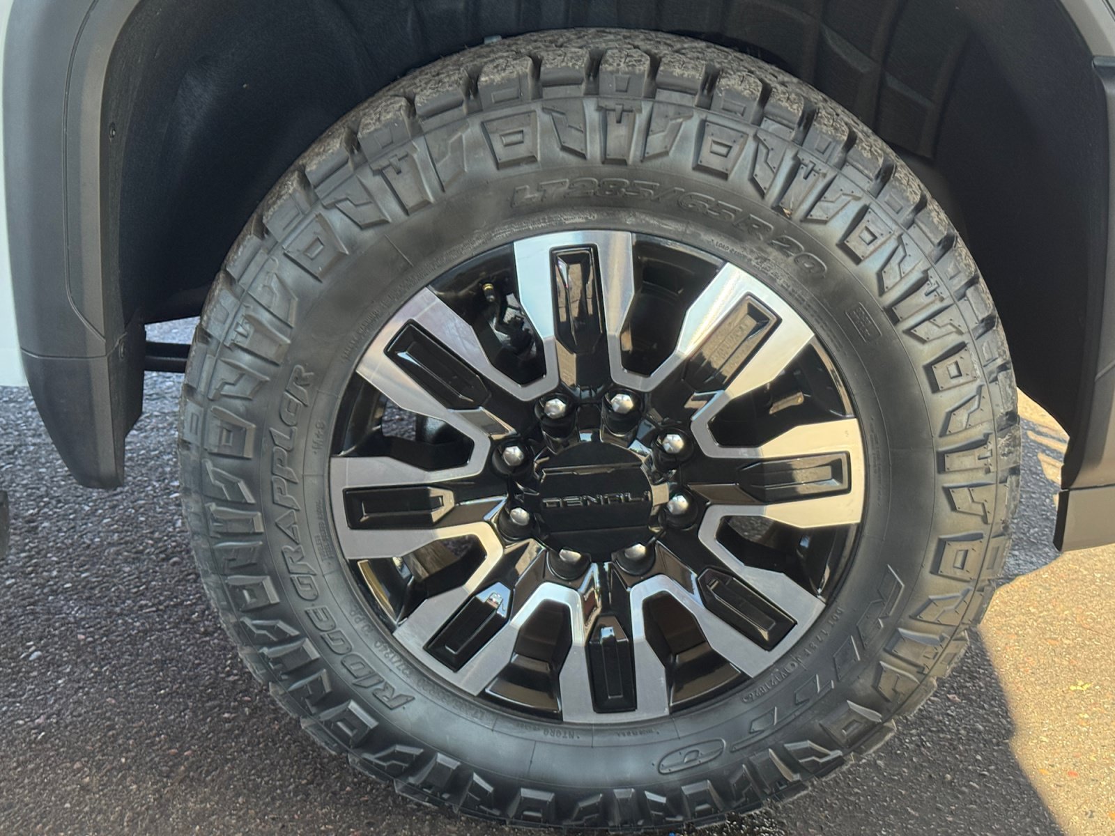 Used 2026 GMC Sierra 2500 Denali Ultimate AWD/4WD image 32