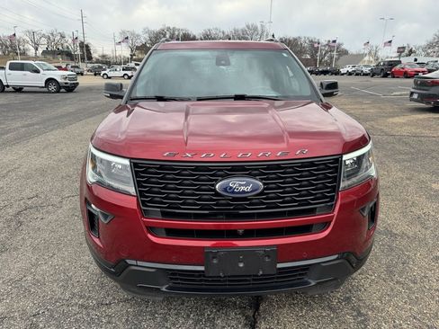 Used 2019 Ford Explorer Sport w/ Equipment Group 401A image 2
