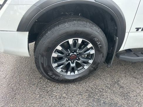 Used 2024 Nissan Titan PRO-4X w/ Pro-4x Utility Package image 10