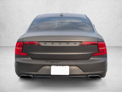 Used 2018 Volvo S90 T6 Inscription w/ Convenience Package AWD/4WD image 6