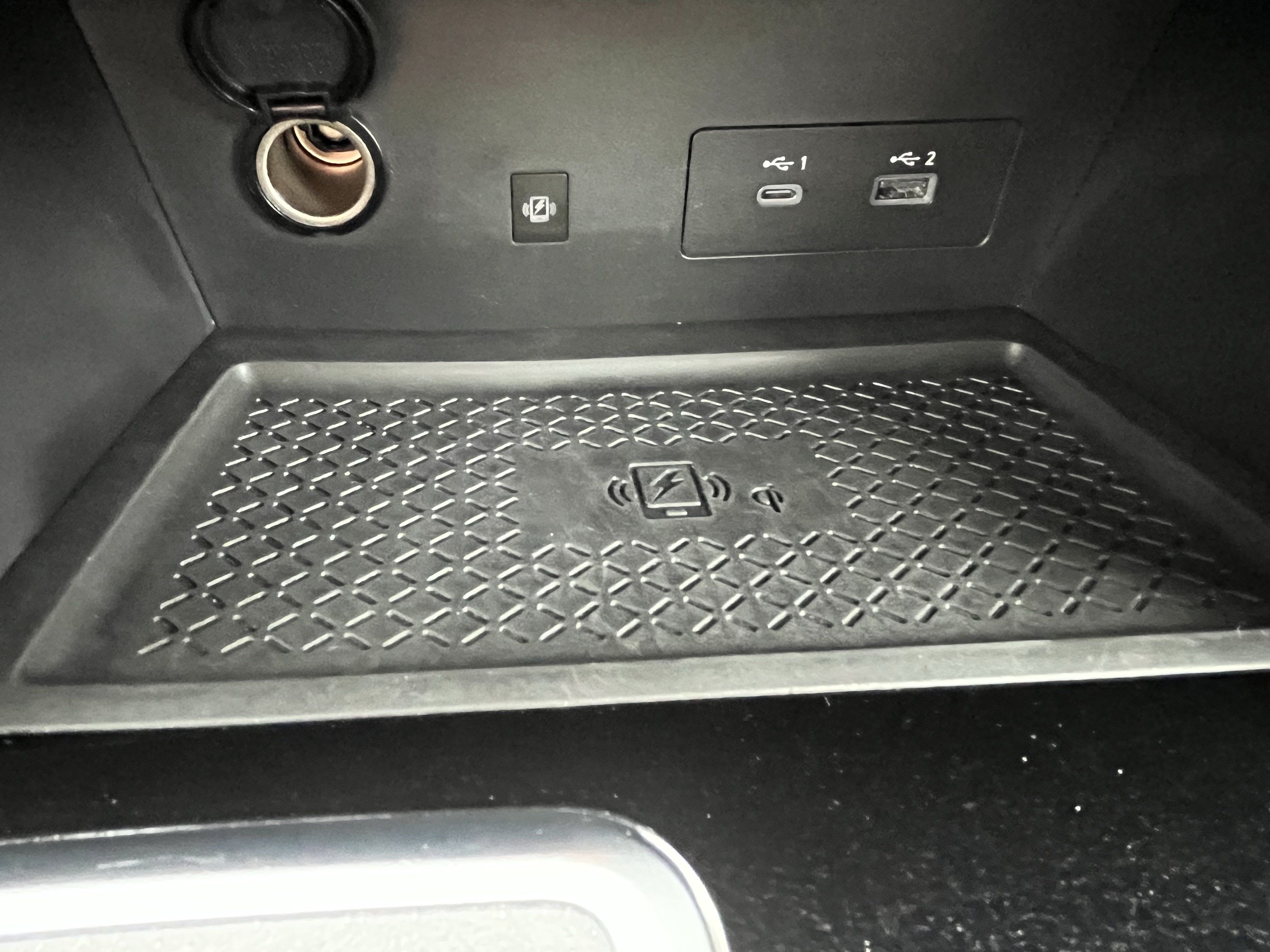 Used 2025 Nissan Pathfinder SL AWD/4WD image 26