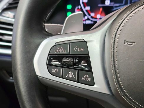 Used 2022 BMW X5 M50i w/ Executive Package image 20