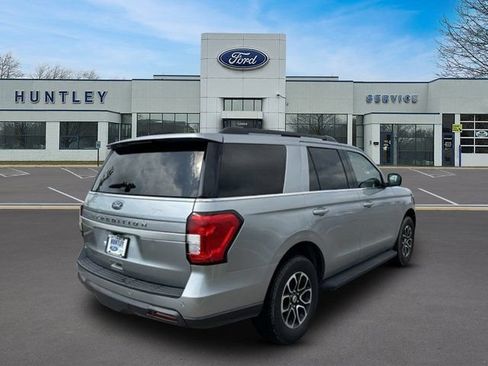 Certified 2024 Ford Expedition XLT AWD/4WD image 4
