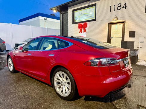 Used 2019 Tesla Model S 100D AWD/4WD image 3