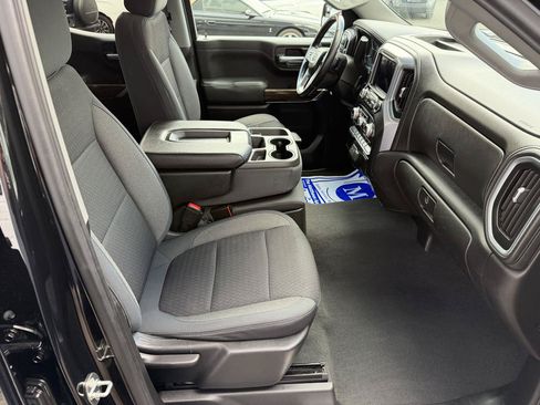 Used 2019 GMC Sierra 1500 SLE w/ SLE Value Package AWD/4WD image 10