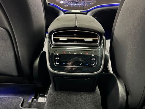 Used 2024 Mercedes-Benz EQS AMG 4MATIC image 41