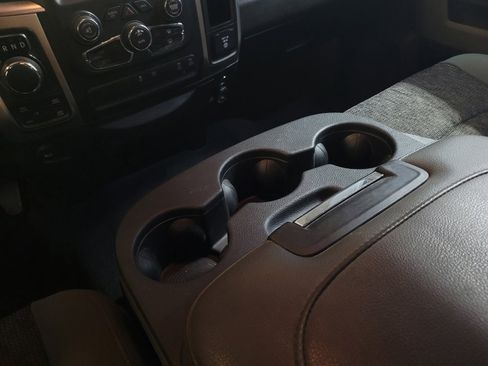 Used 2019 RAM 1500 Big Horn AWD/4WD image 26