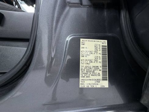 Used 2022 Nissan Frontier SV AWD/4WD image 18