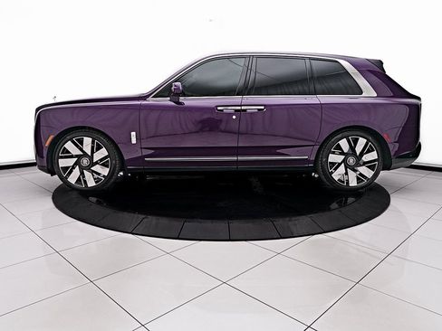 Used 2025 Rolls-Royce Cullinan image 6