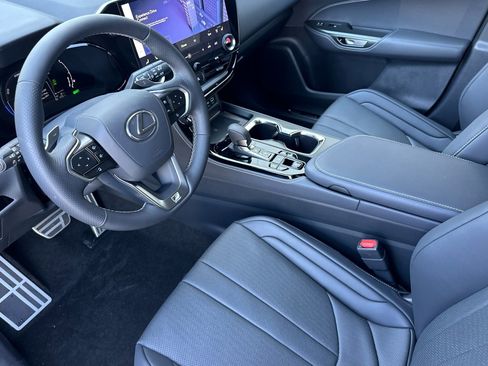 New 2026 Lexus NX 450h+ F Sport image 4