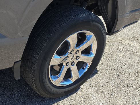 Used 2021 Ford F150 XLT w/ Equipment Group 302A High image 10