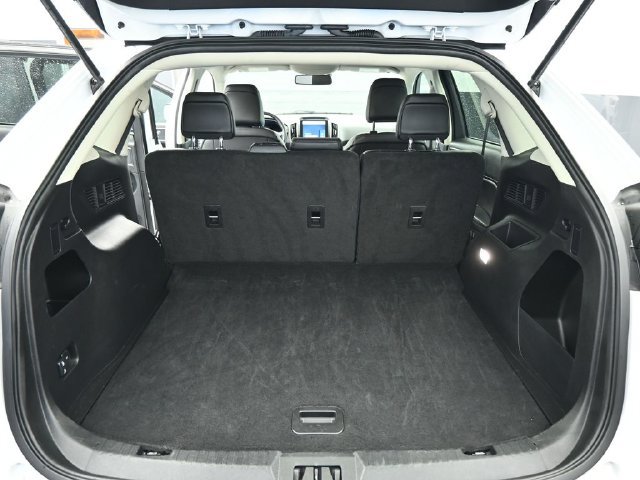 Used 2024 Ford Edge SEL AWD/4WD image 8