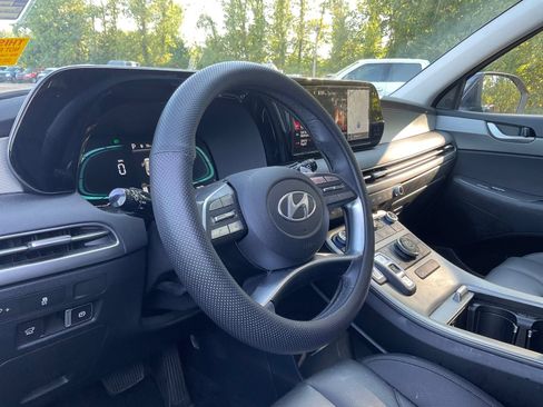 Used 2025 Hyundai Palisade SEL FWD image 5