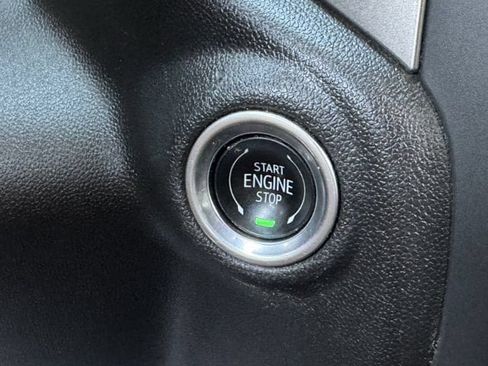 Used 2024 GMC Sierra 2500 Pro w/ Convenience Package AWD/4WD image 18