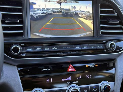 Used 2020 Hyundai Elantra Limited w/ Ultimate Package 03 image 33