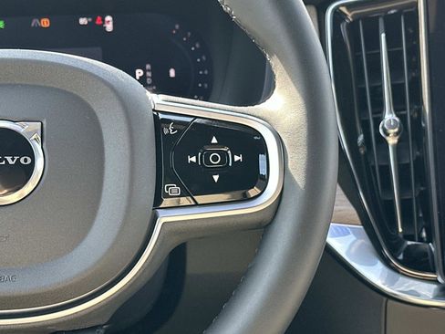 New 2026 Volvo XC90 B6 Plus w/ Protection Package Premier image 9