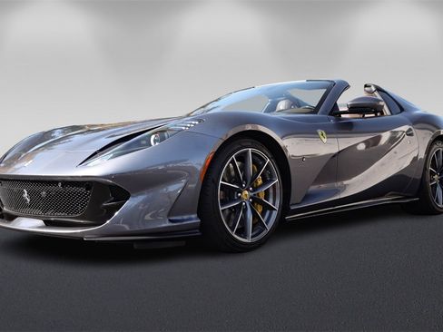 Certified 2022 Ferrari 812 GTS image 7