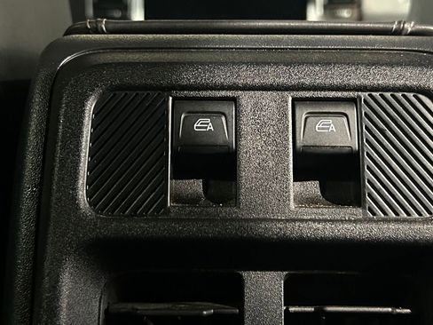 Used 2025 Ford Bronco Badlands AWD/4WD image 84