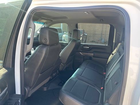 Used 2020 Chevrolet Silverado 2500 LTZ AWD/4WD image 6