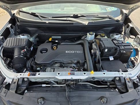 Used 2018 Chevrolet Equinox LT AWD/4WD image 11