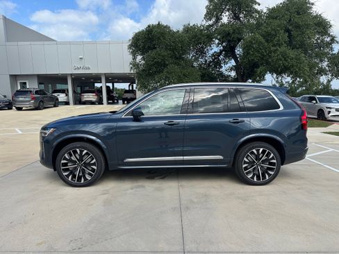 Used 2026 Volvo XC90 B6 Plus w/ Protection Package Premier image 3