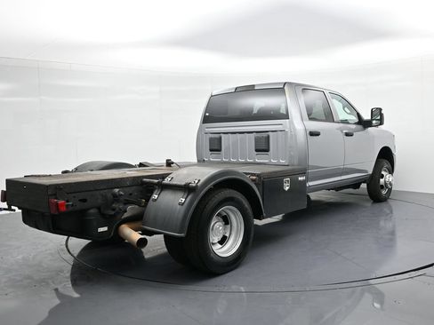 Used 2024 RAM 3500 Tradesman w/ Cold Weather Group RWD image 6