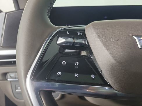 Certified 2025 Cadillac Escalade Premium Luxury image 23