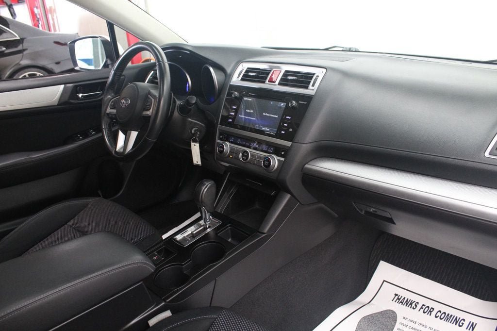 Used 2017 Subaru Outback 2.5i Premium AWD/4WD image 6