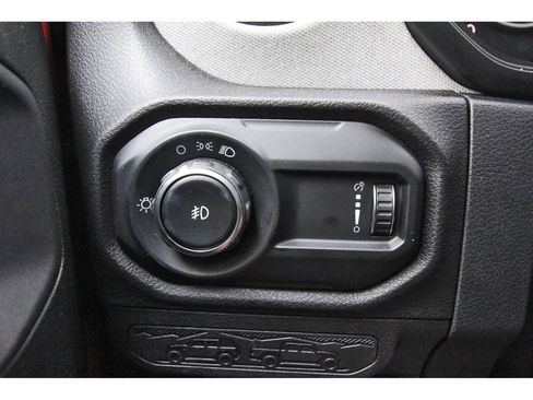 Used 2024 Jeep Wrangler Unlimited Sport AWD/4WD image 22