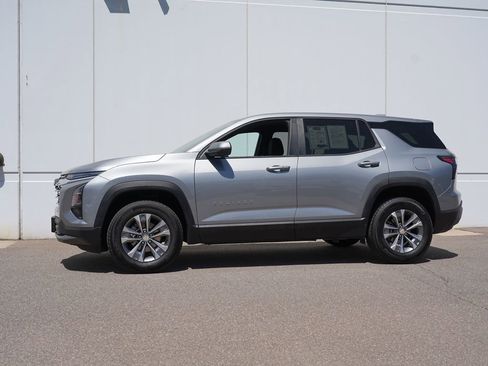 Used 2025 Chevrolet Equinox LT AWD/4WD image 6