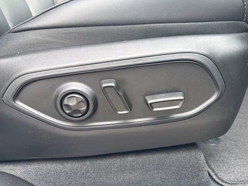 New 2026 Jeep Grand Cherokee Limited w/ Limited Altitude Package image 52