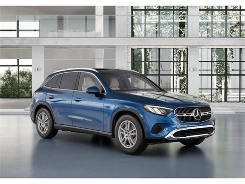 New 2026 Mercedes-Benz GLC 300 4MATIC image 11