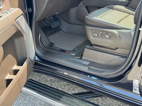 New 2025 GMC Sierra 1500 Denali image 19
