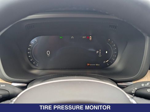New 2026 Volvo XC60 B5 Plus w/ Protection Package Premier AWD/4WD image 20