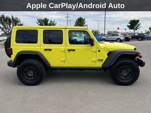 Used 2022 Jeep Wrangler Unlimited Sport AWD/4WD image 8