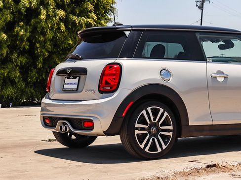 Used 2021 MINI Cooper S w/ Premium Package FWD image 12