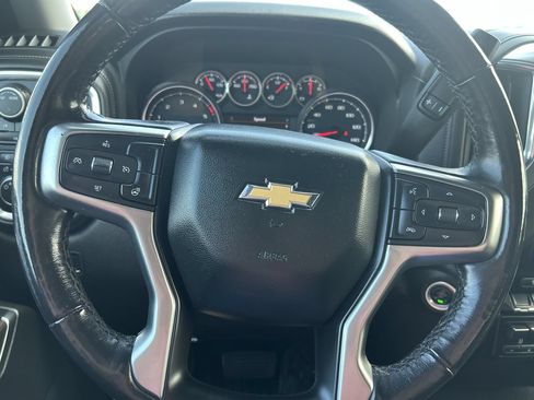 Used 2022 Chevrolet Silverado 2500 LT w/ Convenience Package AWD/4WD image 26