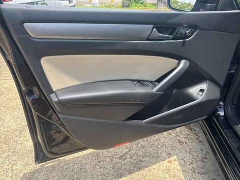 Used 2014 Volkswagen Passat 1.8T SE image 18