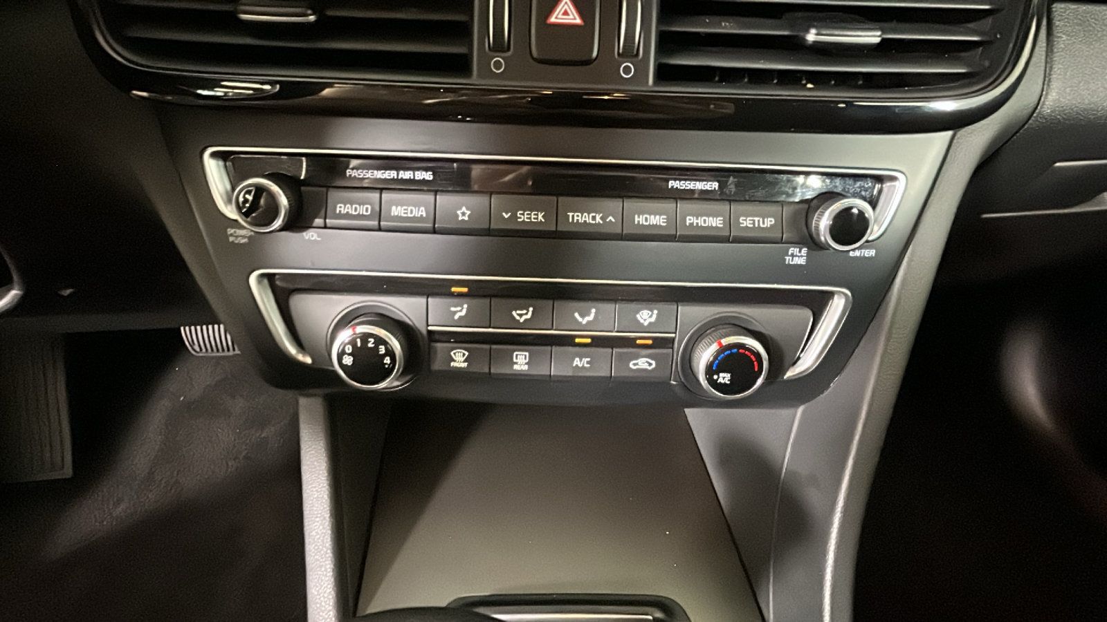 Used 2020 Kia Optima LX FWD image 26