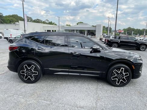 Used 2023 Chevrolet Blazer RS w/ Driver Confidence II Package FWD image 2