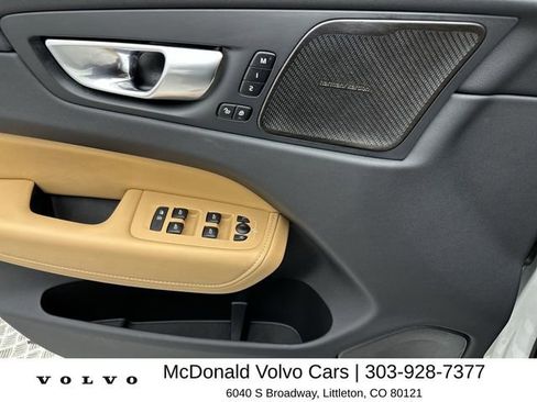 Certified 2023 Volvo XC60 B5 Ultimate w/ Climate Package AWD/4WD image 13
