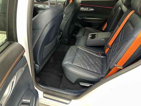 Certified 2026 Genesis GV70 3.5T Sport Prestige AWD/4WD image 23