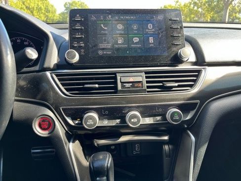 Used 2019 Honda Accord Sport image 7