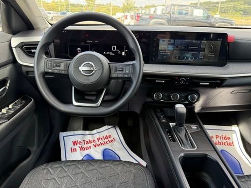 New 2025 Nissan Kicks SV w/ SV Premium Package image 19