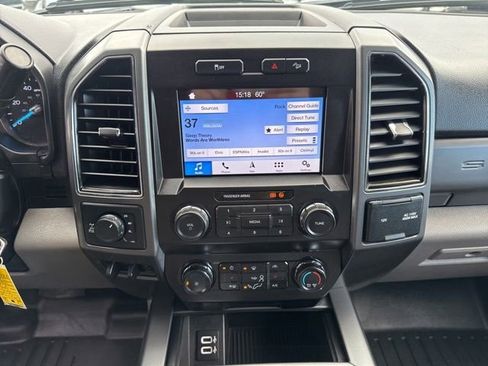 Used 2019 Ford F250 XLT w/ XLT Premium Package AWD/4WD image 25