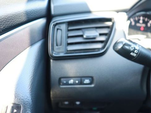 Used 2020 Nissan Rogue Sport S FWD image 24