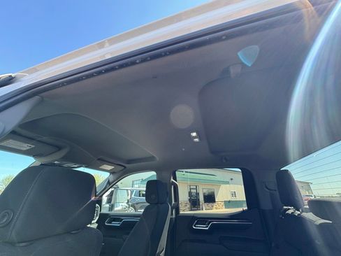 Used 2022 GMC Sierra 1500 Elevation w/ LPO, Elevation Black Package AWD/4WD image 14