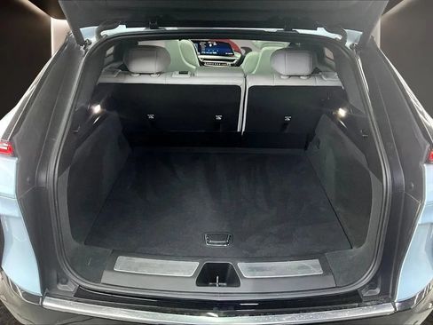 Used 2024 Cadillac Lyriq Luxury RWD image 26