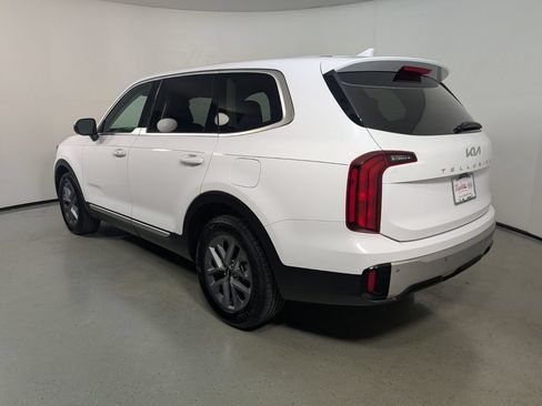 Used 2024 Kia Telluride LX FWD image 5