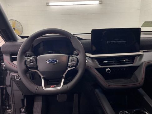New 2026 Ford Explorer ST AWD/4WD image 9